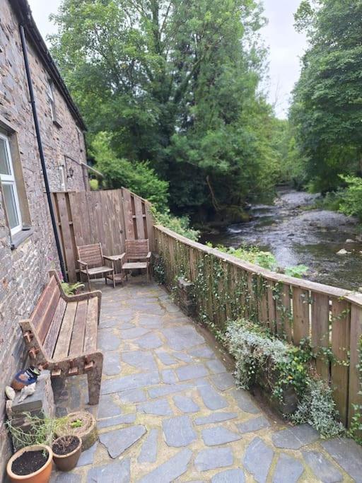 Cosy Riverside Cottage In Beautiful Corris Экстерьер фото